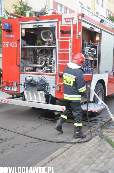 Pożar w wieżowcu przy Wiejskiej