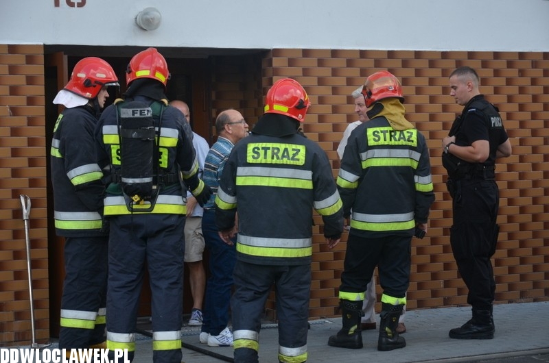 Pożar w wieżowcu przy Wiejskiej