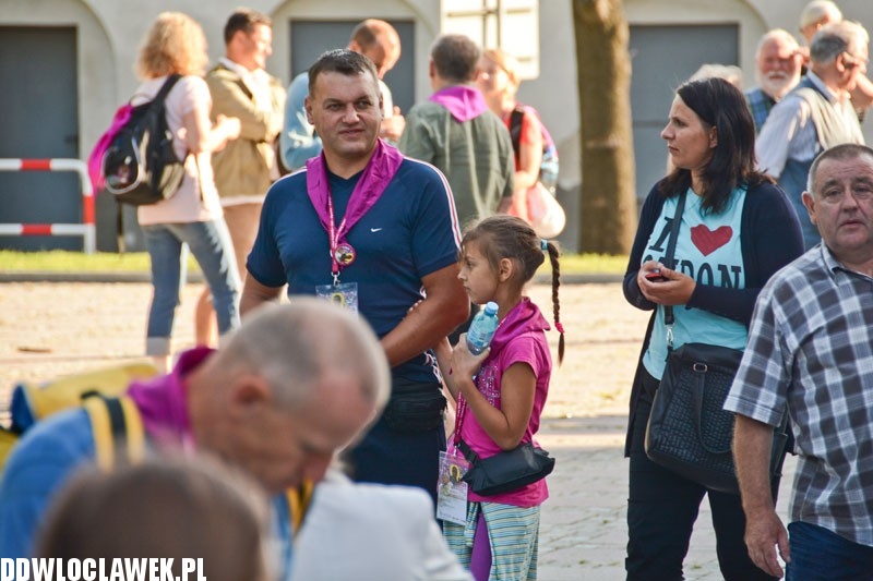 Pielgrzymka wyruszyła na Jasną Górę, cz. 1