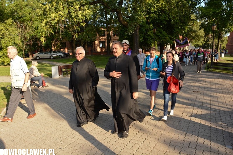 Pielgrzymka wyruszyła na Jasną Górę, cz. 1