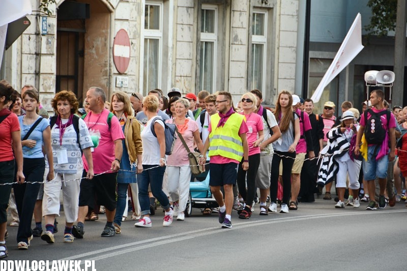 Pielgrzymka wyruszyła na Jasną Górę, cz. 2