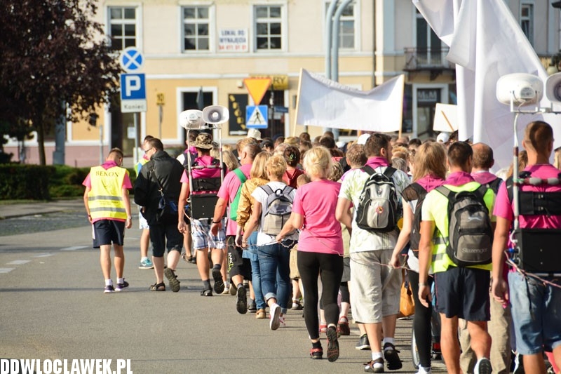 Pielgrzymka wyruszyła na Jasną Górę, cz. 2