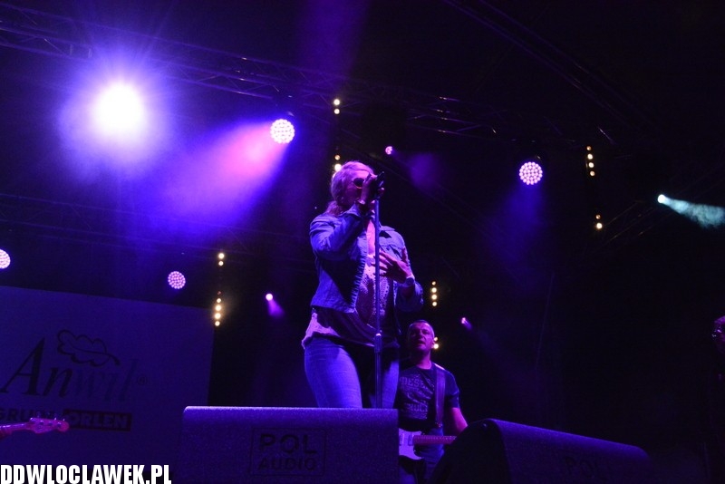 Piknik strażacki: koncert Urszuli