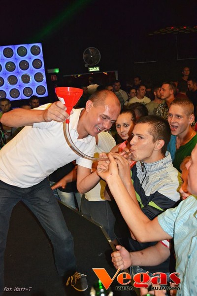 Weekend w klubie Vegas część I