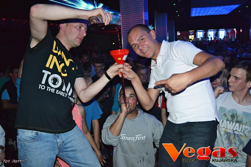 Weekend w klubie Vegas część II