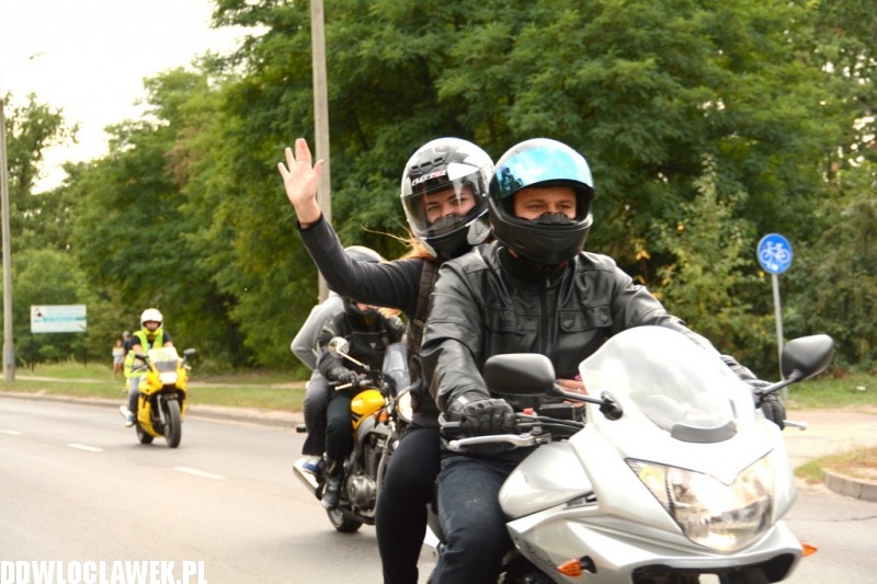 Zlot w Choceniu: parada motocykli część I