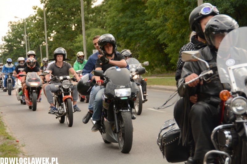 Zlot w Choceniu: parada motocykli część I