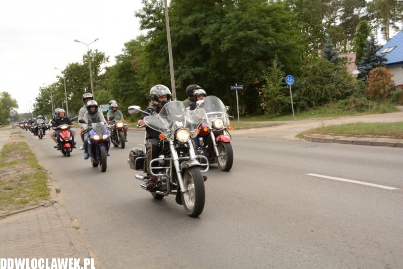 Zlot w Choceniu: parada motocykli część I