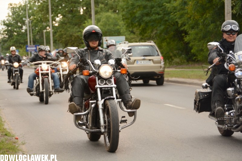 Zlot w Choceniu: parada motocykli część I