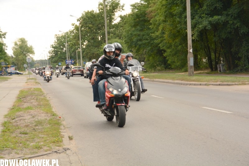 Zlot w Choceniu: parada motocykli część I