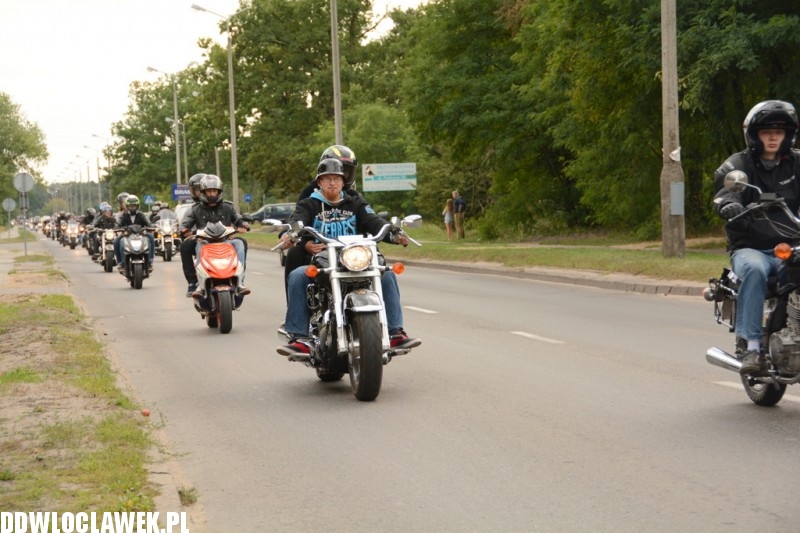 Zlot w Choceniu: parada motocykli część I