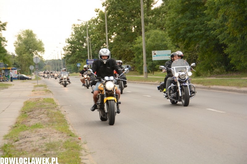 Zlot w Choceniu: parada motocykli część I