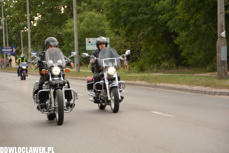 Zlot w Choceniu: parada motocykli część I