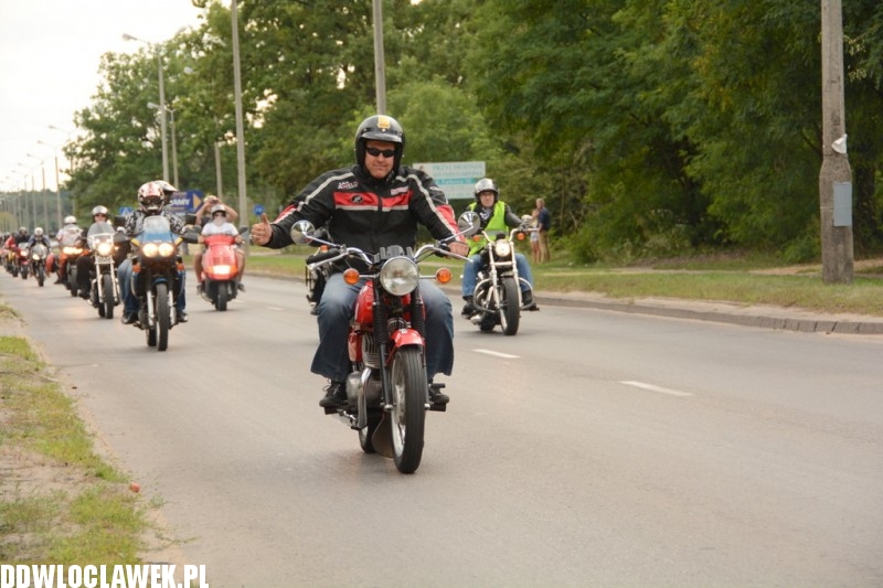 Zlot w Choceniu: parada motocykli część I
