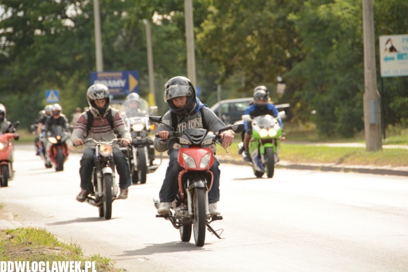 Zlot w Choceniu: parada motocykli część II