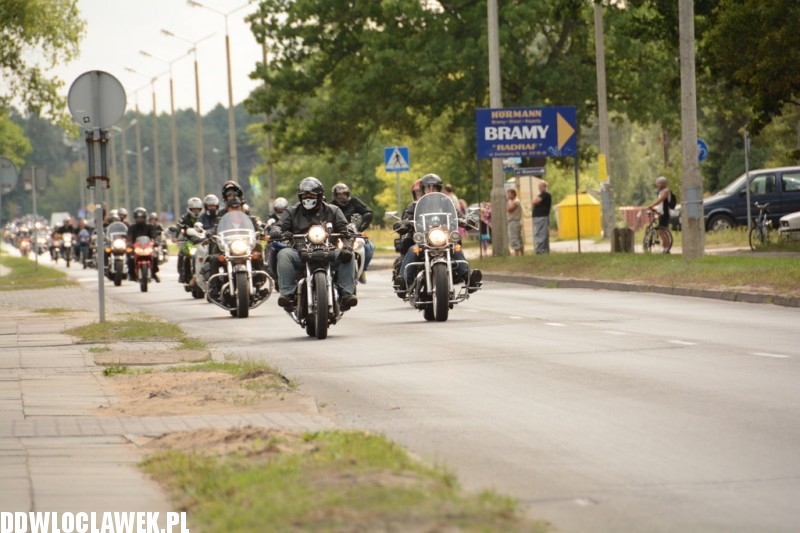 Zlot w Choceniu: parada motocykli część II