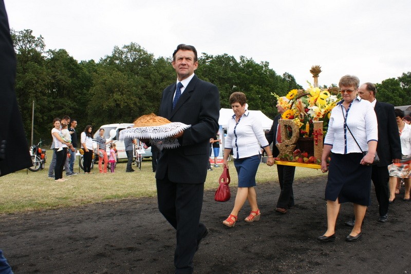 Dożynki w Osięcinach