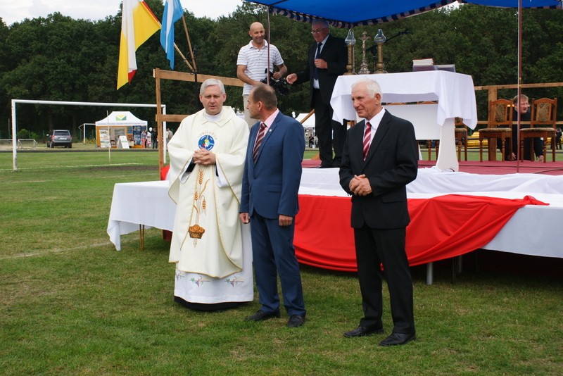 Dożynki w Osięcinach