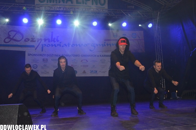 Koncert zespołu Boys na dożynkach w Karnkowie