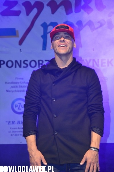 Koncert zespołu Boys na dożynkach w Karnkowie
