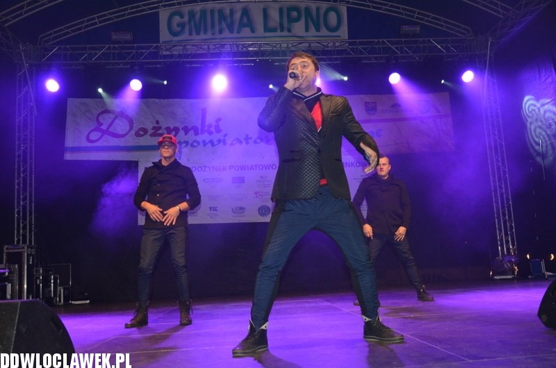 Koncert zespołu Boys na dożynkach w Karnkowie