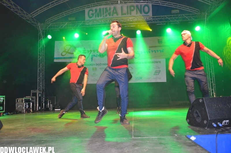 Koncert zespołu Boys na dożynkach w Karnkowie