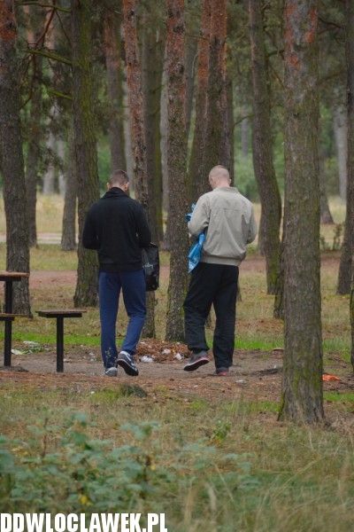 Akcja Nadleśnictwa. Skazani sprzątają świat