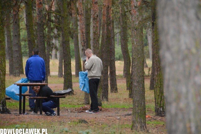 Akcja Nadleśnictwa. Skazani sprzątają świat