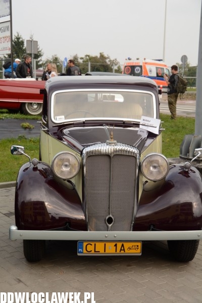 Spotkanie OldTimerów w Garage Hotel