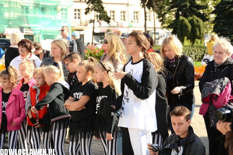Piknik rodzinny na Placu Wolności