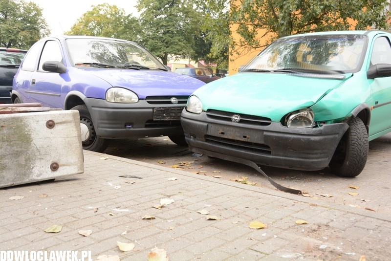 Zderzyły się trzy ople corsa na Łanowej