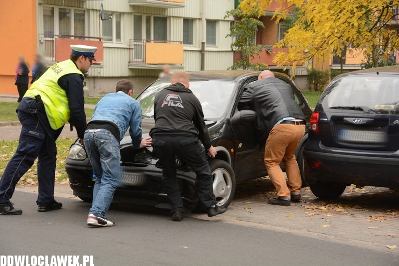Zderzyły się trzy ople corsa na Łanowej
