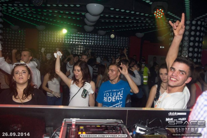 Clubbasse w klubie Space część I