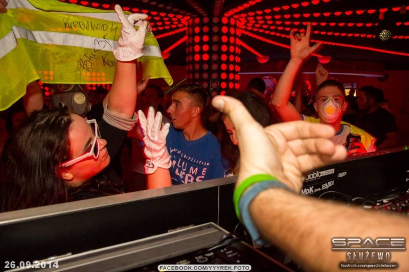 Clubbasse w klubie Space część I