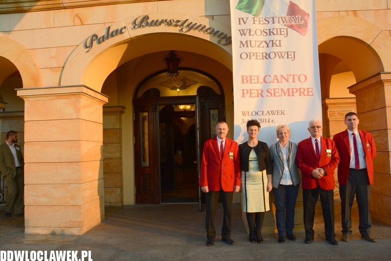 W Drodze do La Scali w Pałacu Bursztynowym