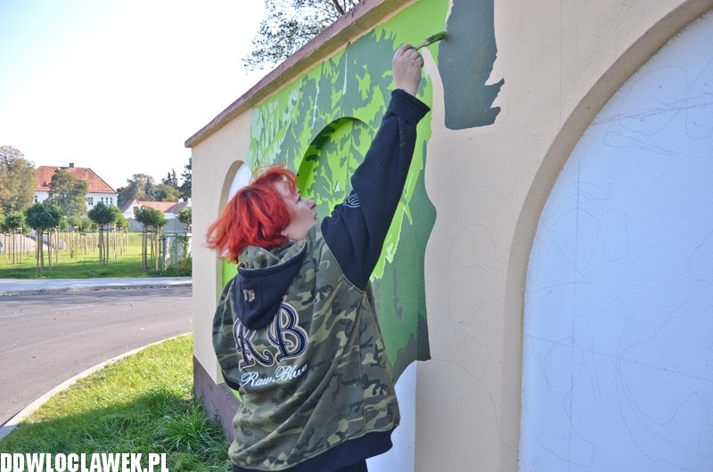 Na murze Delecty powstaje mural