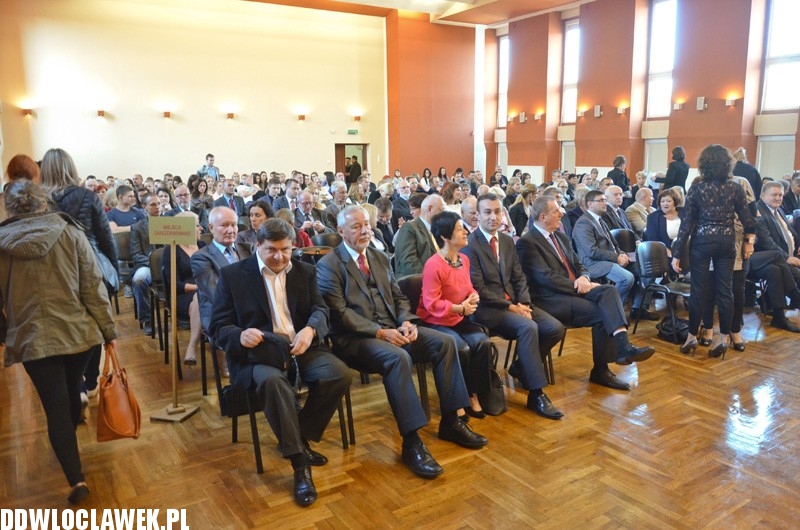Inauguracja roku akademickiego w WSHE