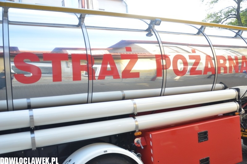Pożar na ul. Łęgskiej. Sześć zastępów w akcji