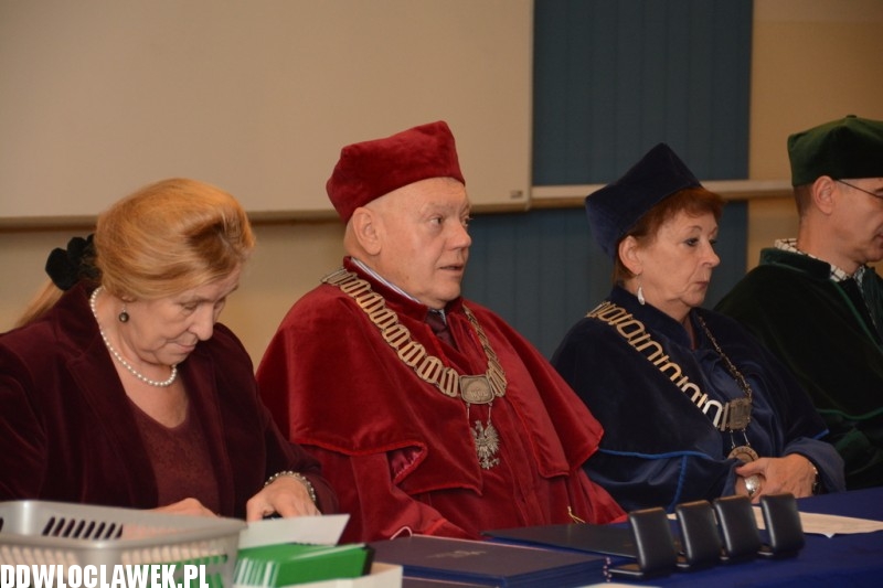 Inauguracja roku akademickiego w WSIiU