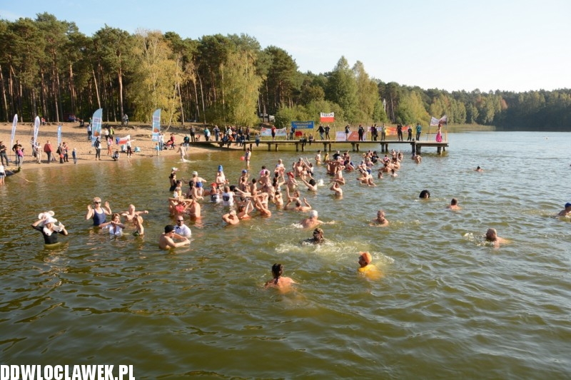 Inauguracja sezonu kąpielowego morsów