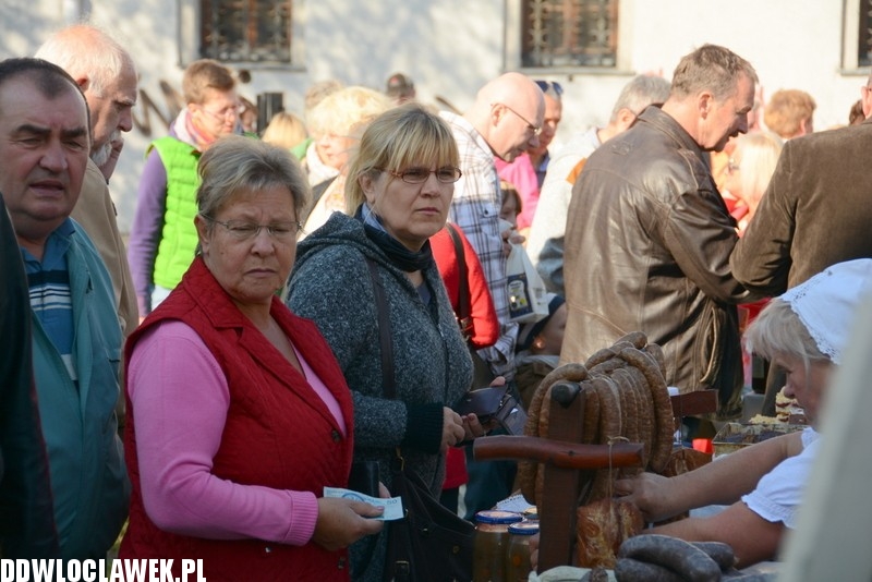 Targ lata w muzeum przy bulwarach