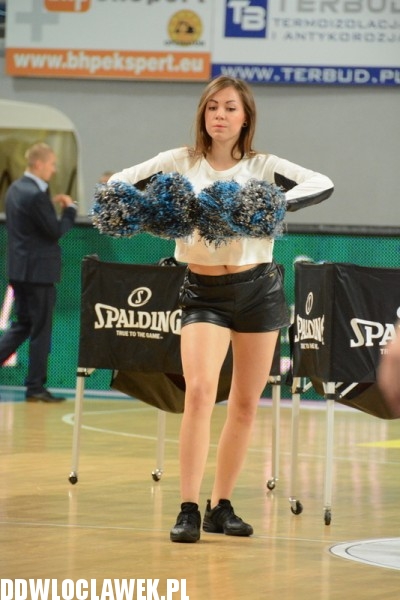 Cheerleaderki podczas meczu Anwilu z Asseco