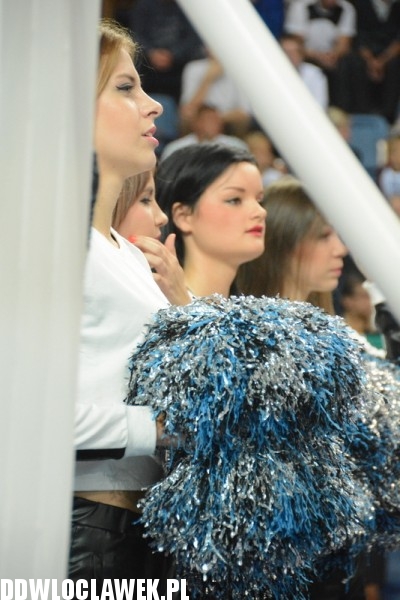 Cheerleaderki podczas meczu Anwilu z Asseco