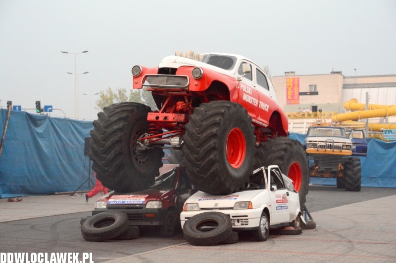 Widowiskowy Monster Truck Chaloupka