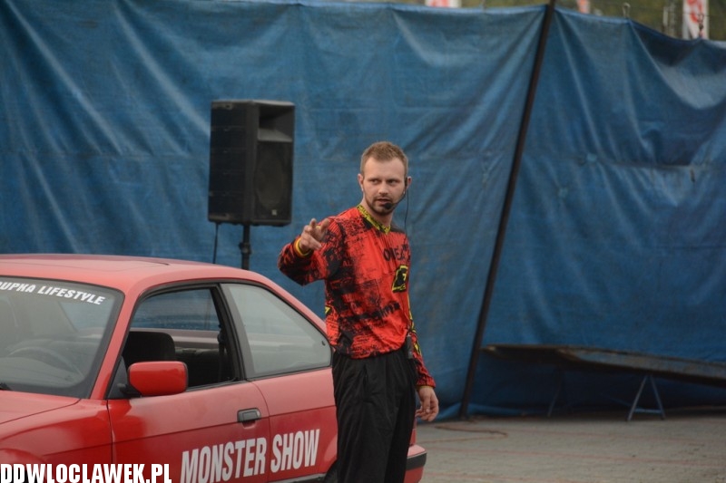 Widowiskowy Monster Truck Chaloupka