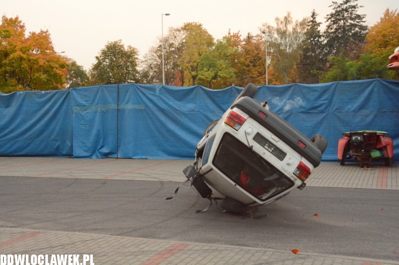 Widowiskowy Monster Truck Chaloupka