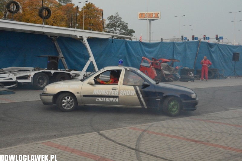Widowiskowy Monster Truck Chaloupka