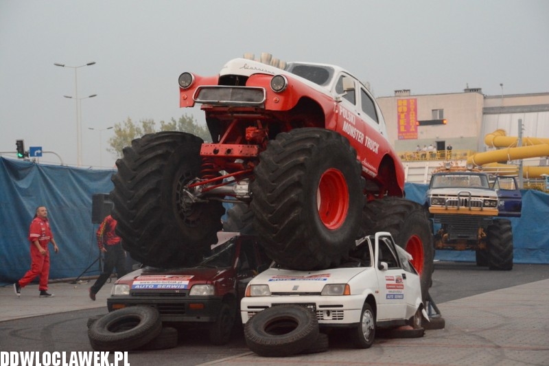 Widowiskowy Monster Truck Chaloupka