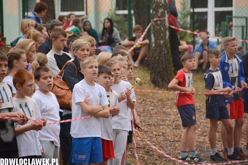 Sztafetowe biegi przełajowe na Zawiślu