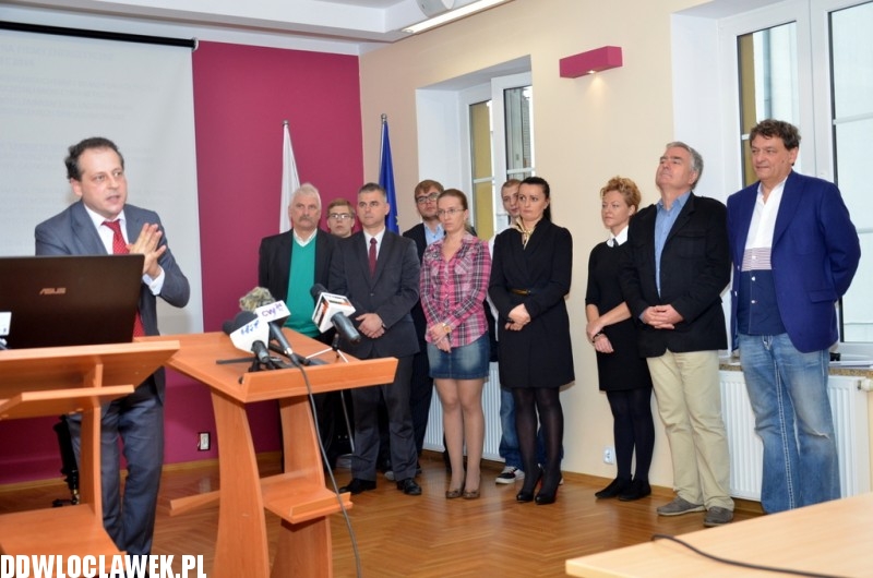 Konferencja KW Bezpartyjny Włocławek